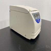 Fisher Scientific accuSpin Micro 17 Centrifuge image 0